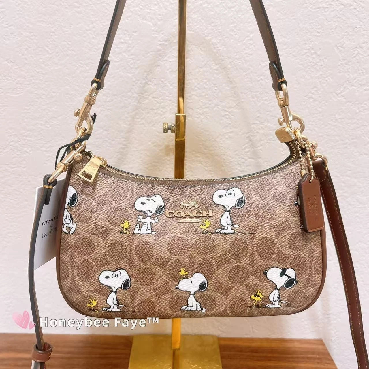 NWT Coach X Peanuts Teri Shoulder Bag In Signature Canvas Snoopy Print CBJ88