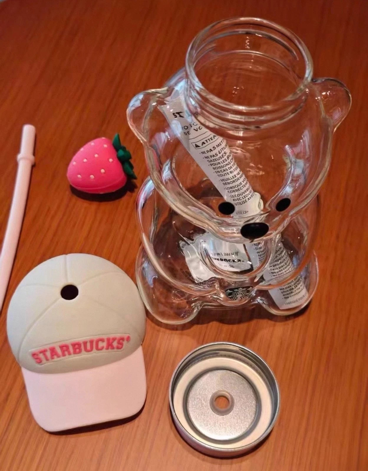 2026 Starbucks Bearista Bear Cup Tumblers Strawberry Topper Baseball Cap 600ML