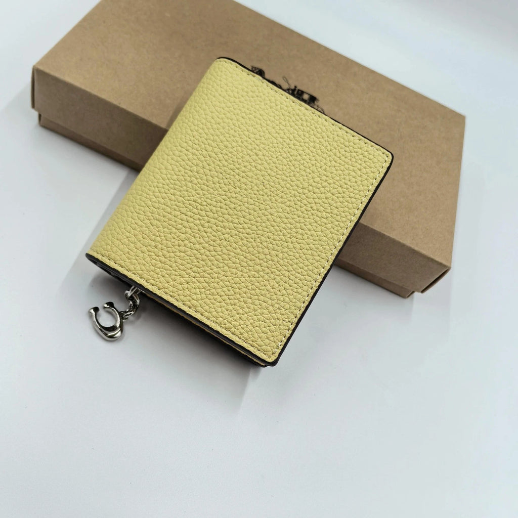 COACH Classic Cartoon Print PEANUTS Yellow Zipper Foldable Wallet